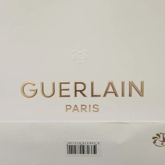 Guerlain White Gift Bags - Picture 4 of 5